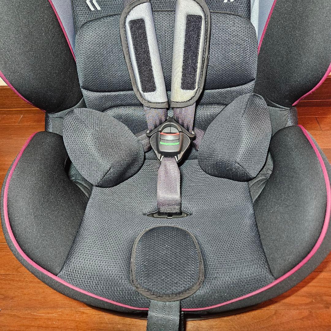 ISOFIX　チャイルドシート　ジュニア　Formfit