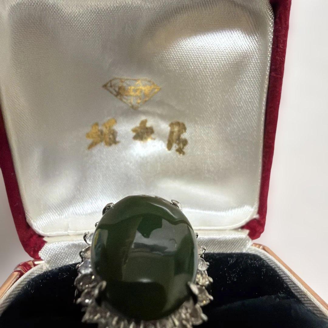 翡翠（軟玉＝ネフライト）リング・希少品リングサイズ：16号整理品