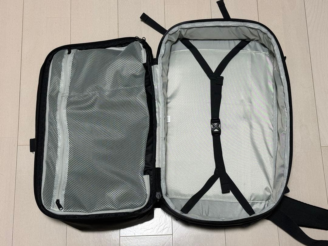 イーグルクリーク ツアートラベルパック 40L ブラック　EagleCreek