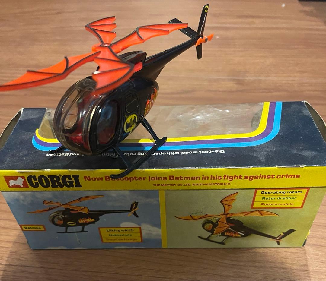 希少　corgi batcopter バットマン