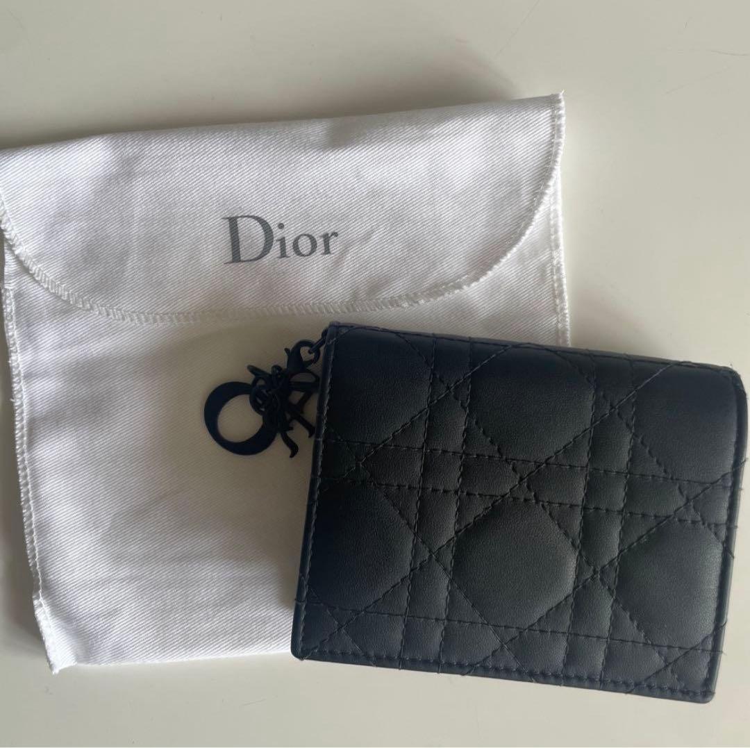 の*送様 Dior ブラック二つ折り財布