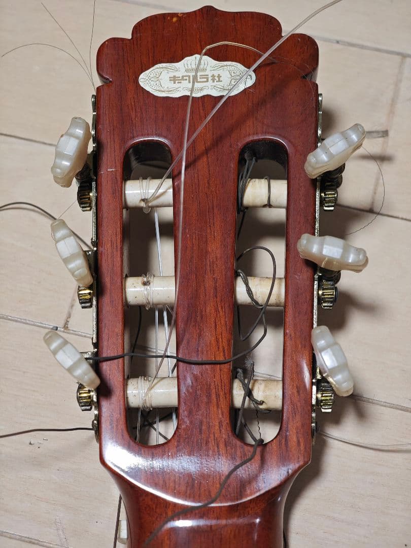 ECOLE GUITARE 小平楽器　クラシックギター NO.200