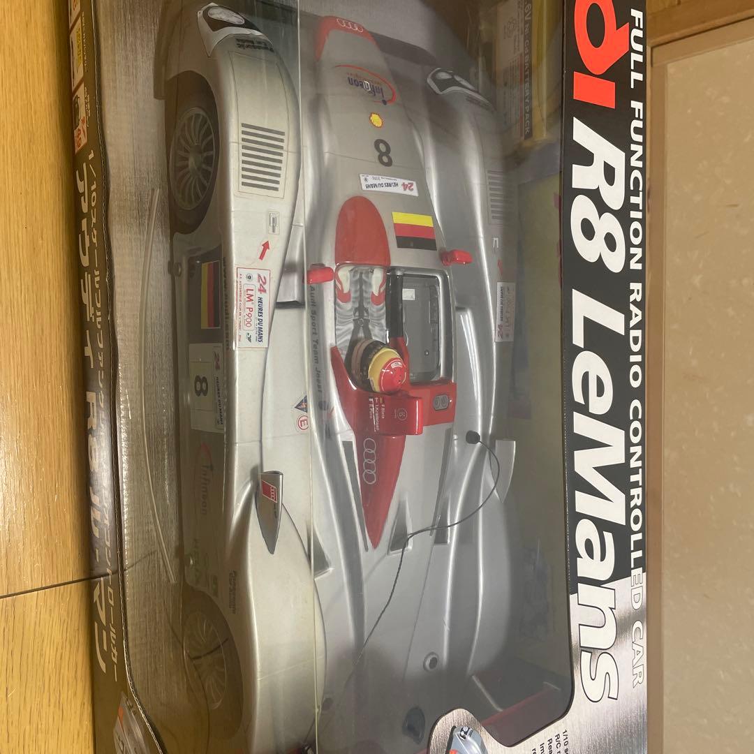 AUdi R8 LeMans 1/10 ラジコンカー