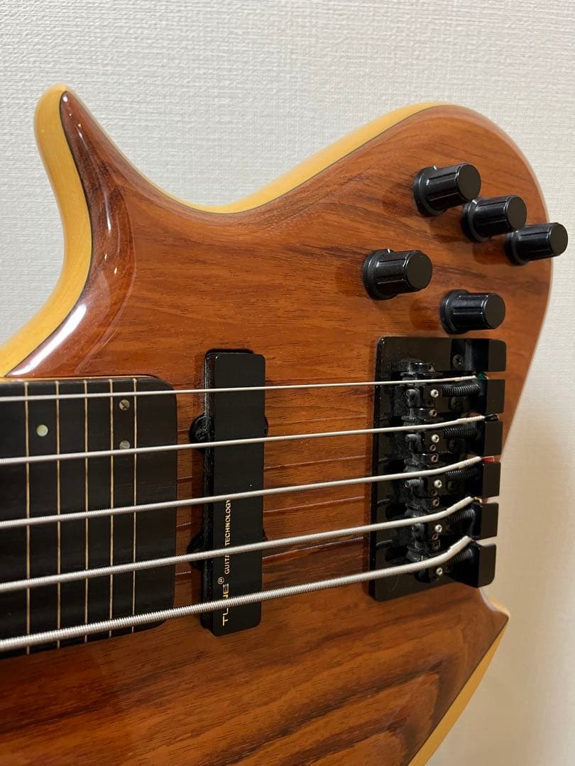 TUNE TS-365 / 5strings model 5弦フレットレスベース