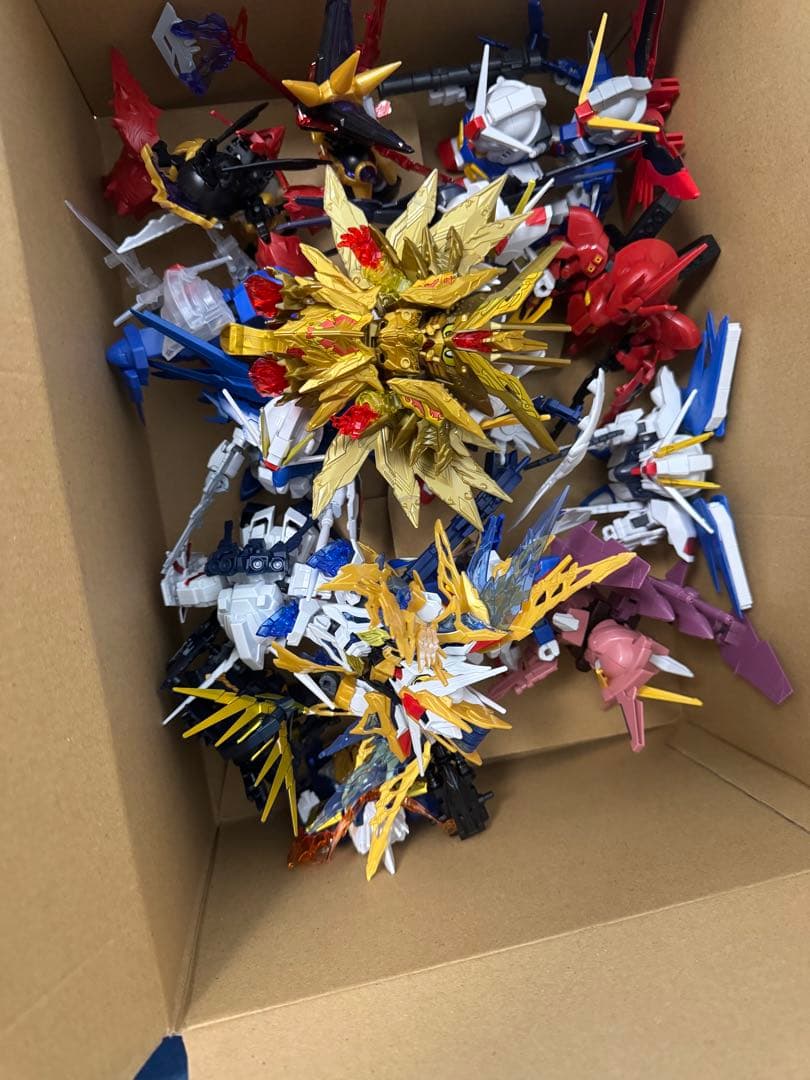 SDガンダム　完成品　デスティニー　ユニコーン