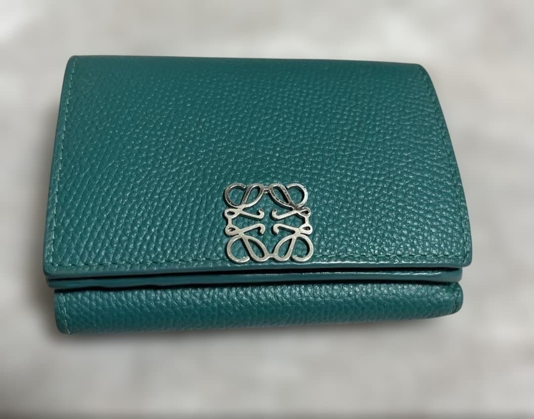 極上美品✨ ロエベ アナグラム トライフォールド ウォレット 財布O88