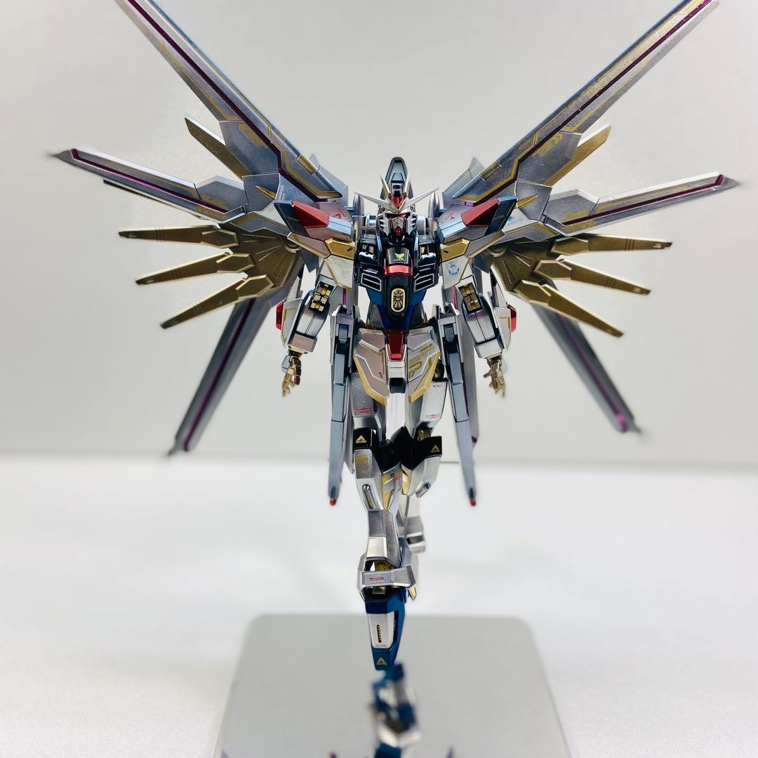 HG マイティーストライクフリーダムガンダム 全塗装 完成品 塗装済み ガンプラ