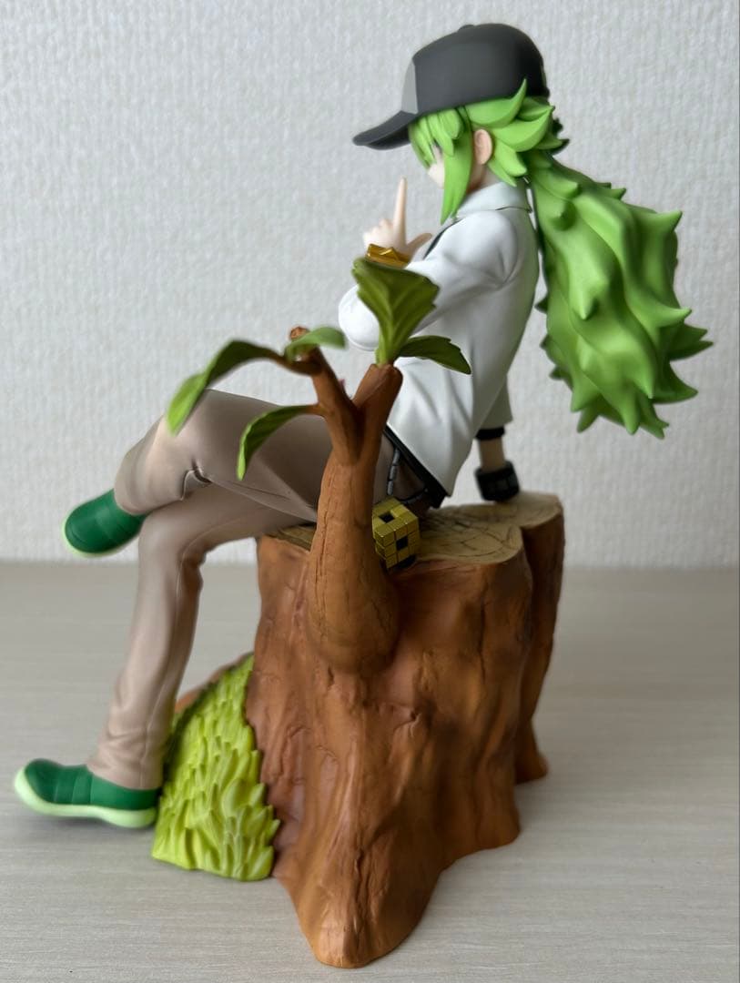 ポケモンフィギュア　N&ゾロア