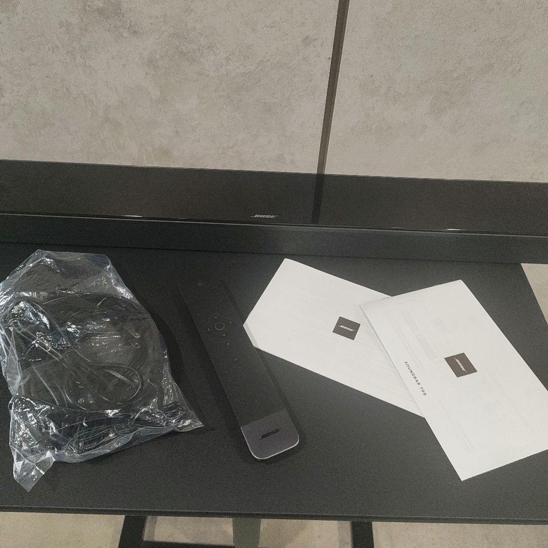 【美品】BOSE SOUNDBAR 700 （ユニバーサルリモコン付き）