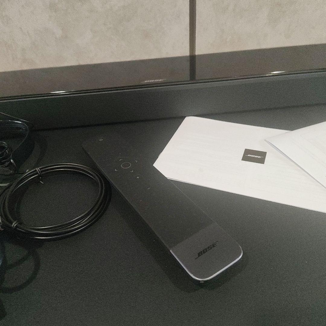 【美品】BOSE SOUNDBAR 700 （ユニバーサルリモコン付き）