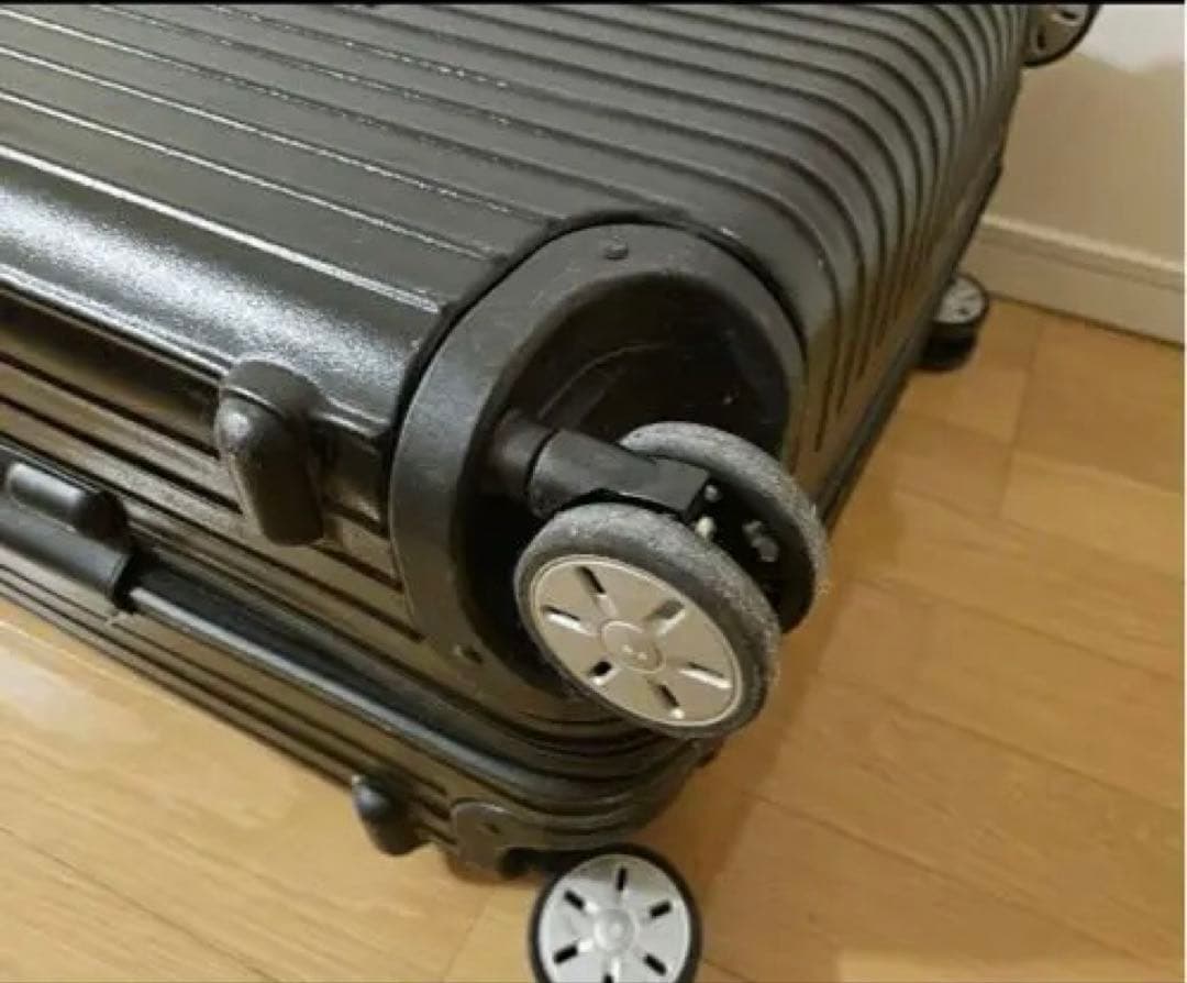 もとり　リモワスーツケース