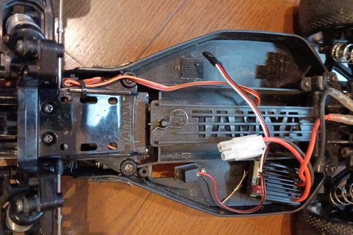 DT-02　サンドバイパー　ボディ　DT02　シャーシ　ラジコン　ジャンク扱い