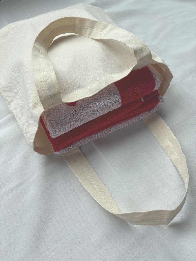 お値下げ！ハリウッドランチマーケット　タオル 3枚セット（新品！袋リボン付き）