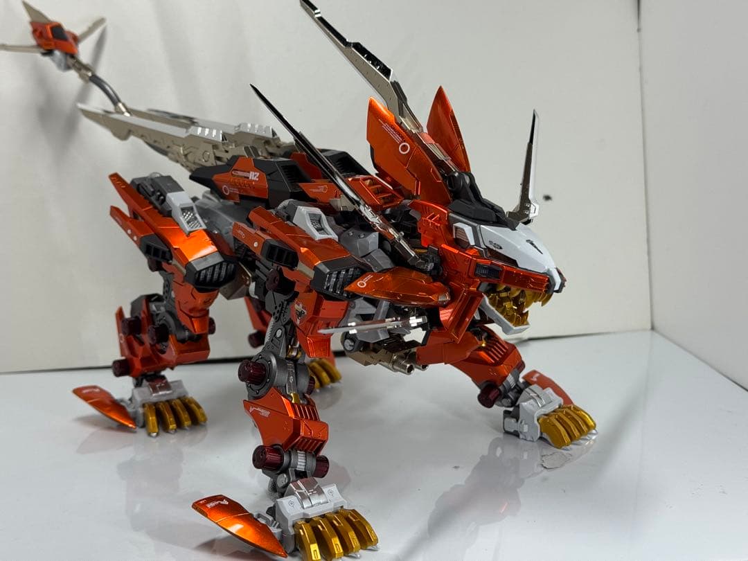 コトブキヤ　HMM ゾイド　ライガーゼロ　シュナイダー　全塗装