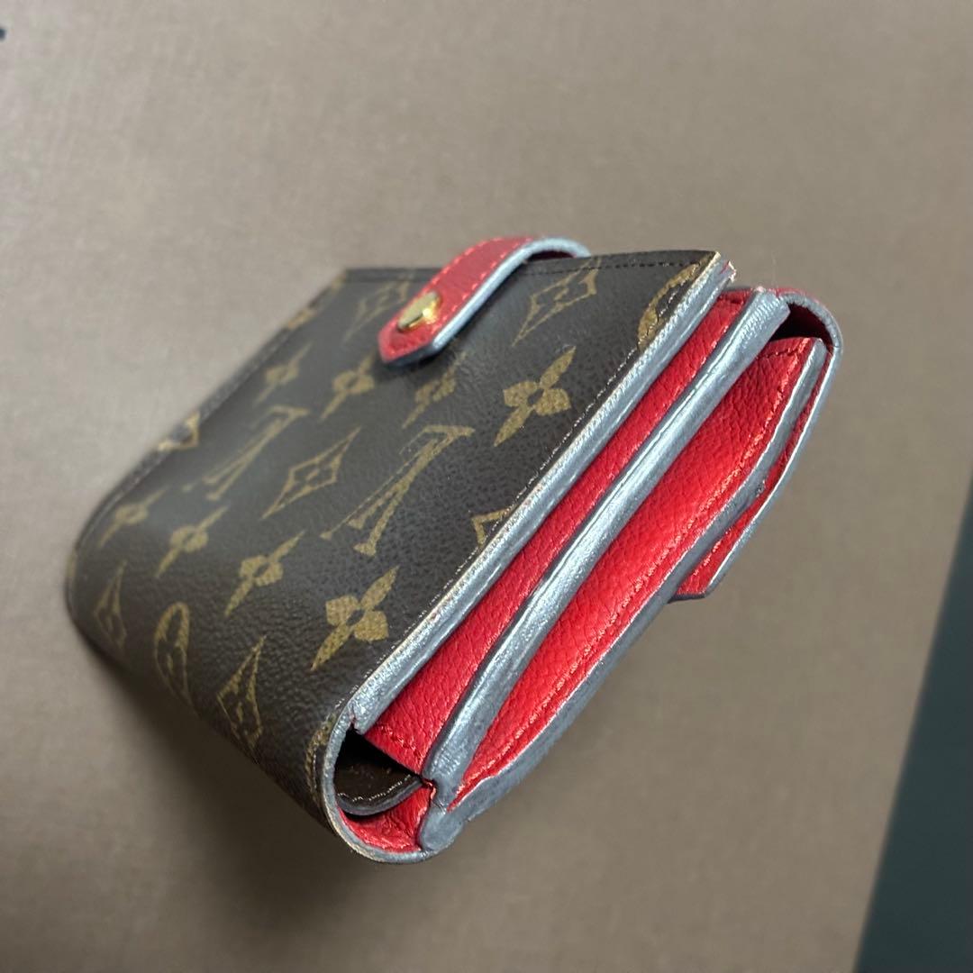 ルイヴィトン ポルトフォイユ パラス コンパクト