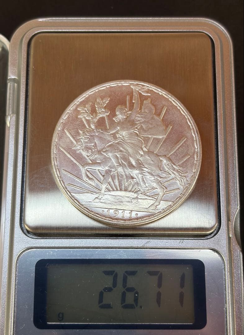 1911年 メキシコ カバリート1ペソ銀貨 26.71g 39.18mm