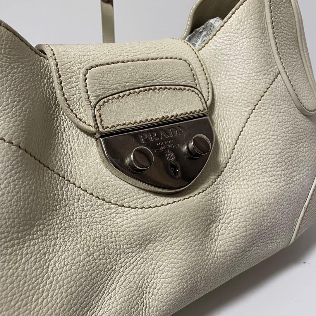 ■美品■ PRADA ハンドバッグ　ワンショルダー アイボリー　レザー