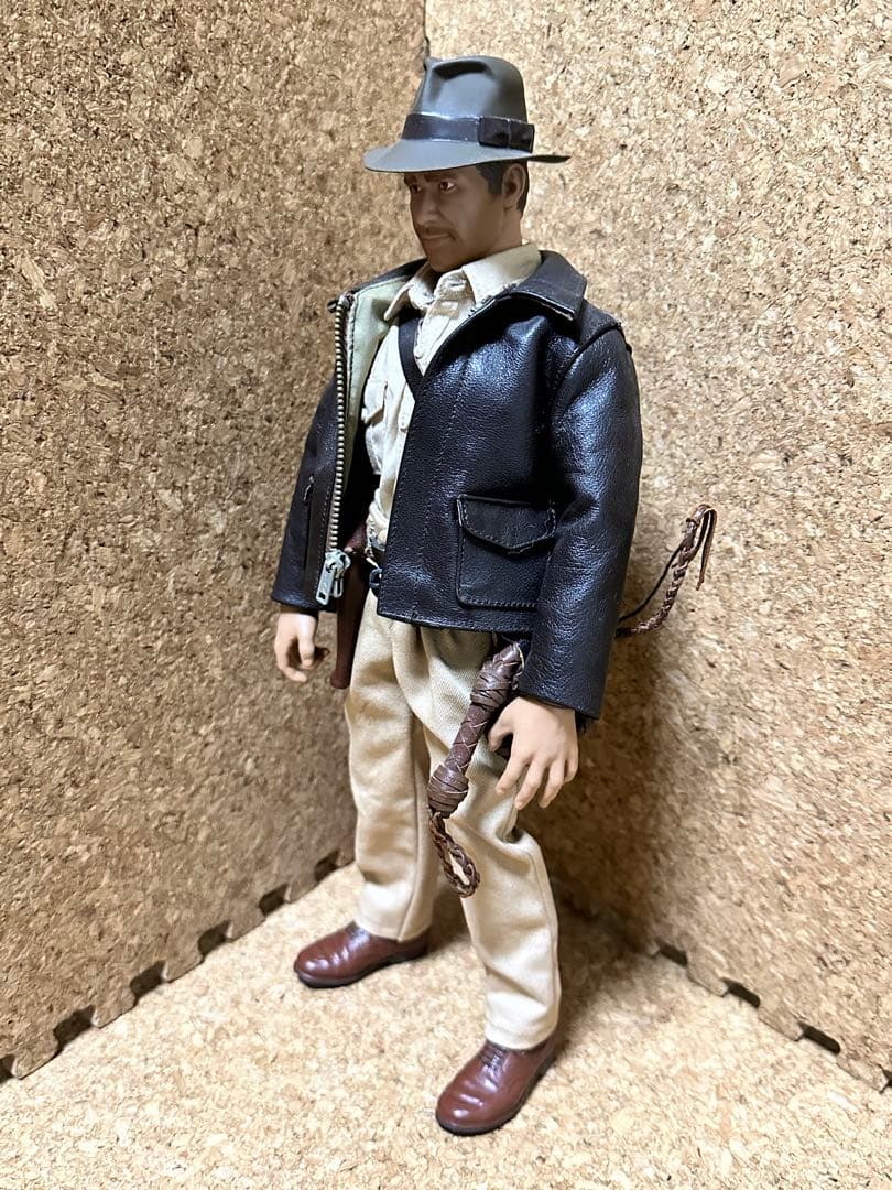 トイズマッコイ　1/6 インディ　ジョーンズ　ジャンク品