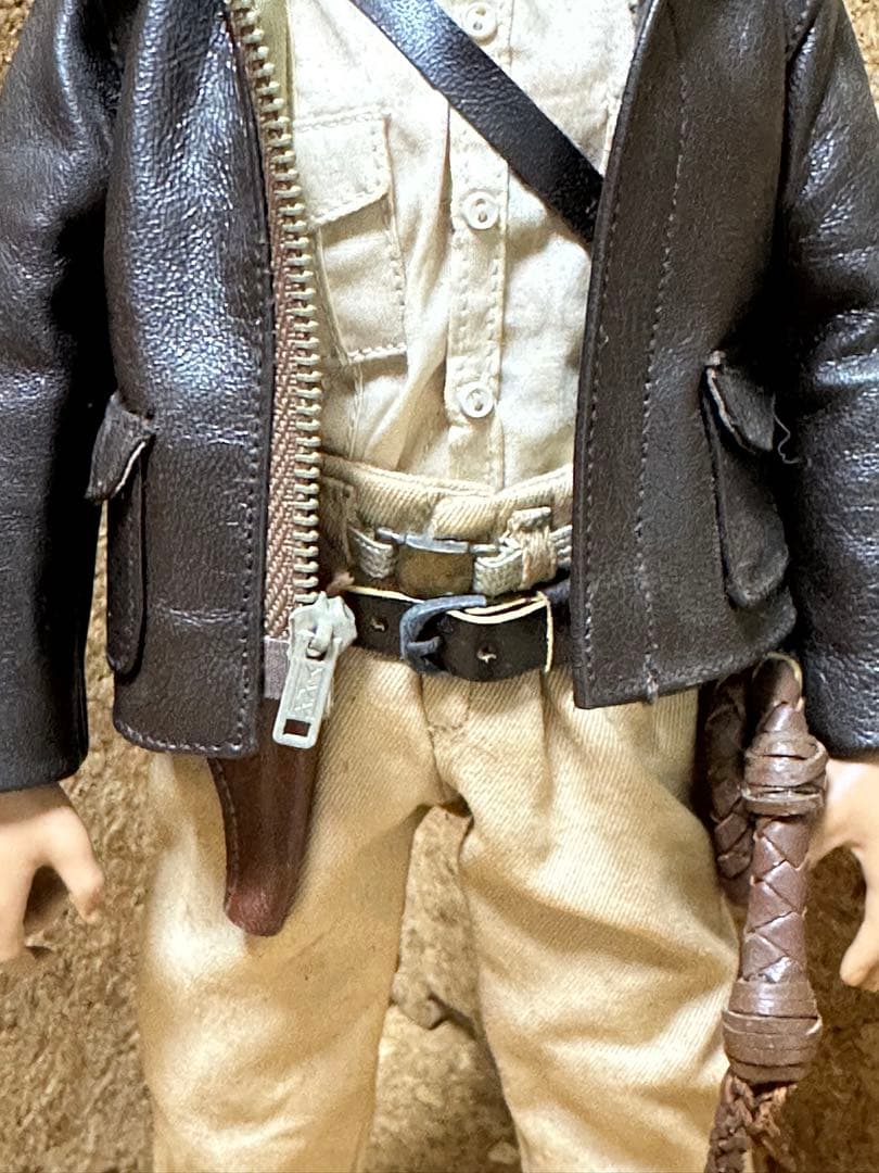 トイズマッコイ　1/6 インディ　ジョーンズ　ジャンク品