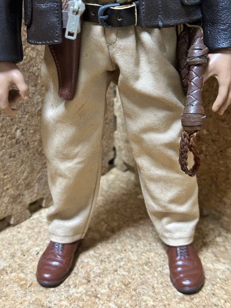 トイズマッコイ　1/6 インディ　ジョーンズ　ジャンク品