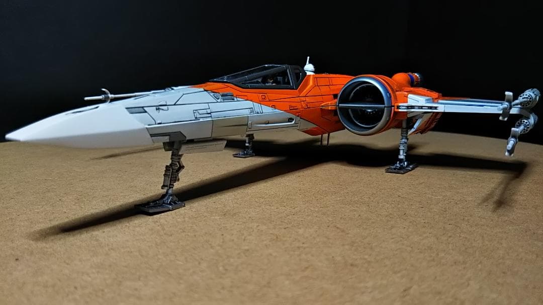 電飾改　1/72 Xウイング・ファイター ポー専用機　完成品