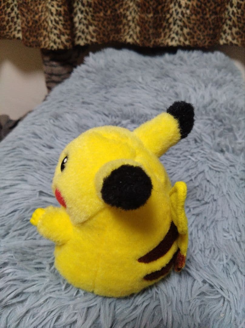 初代　ピカチュウ　ぬいぐるみ
