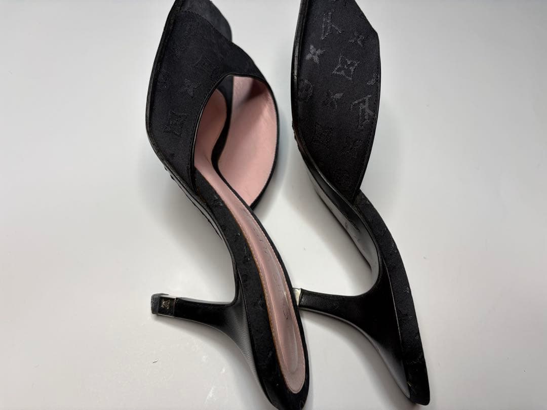 ルイヴィトン サンダル ミュールタイプ 34（約21.5cm）黒 ピンク