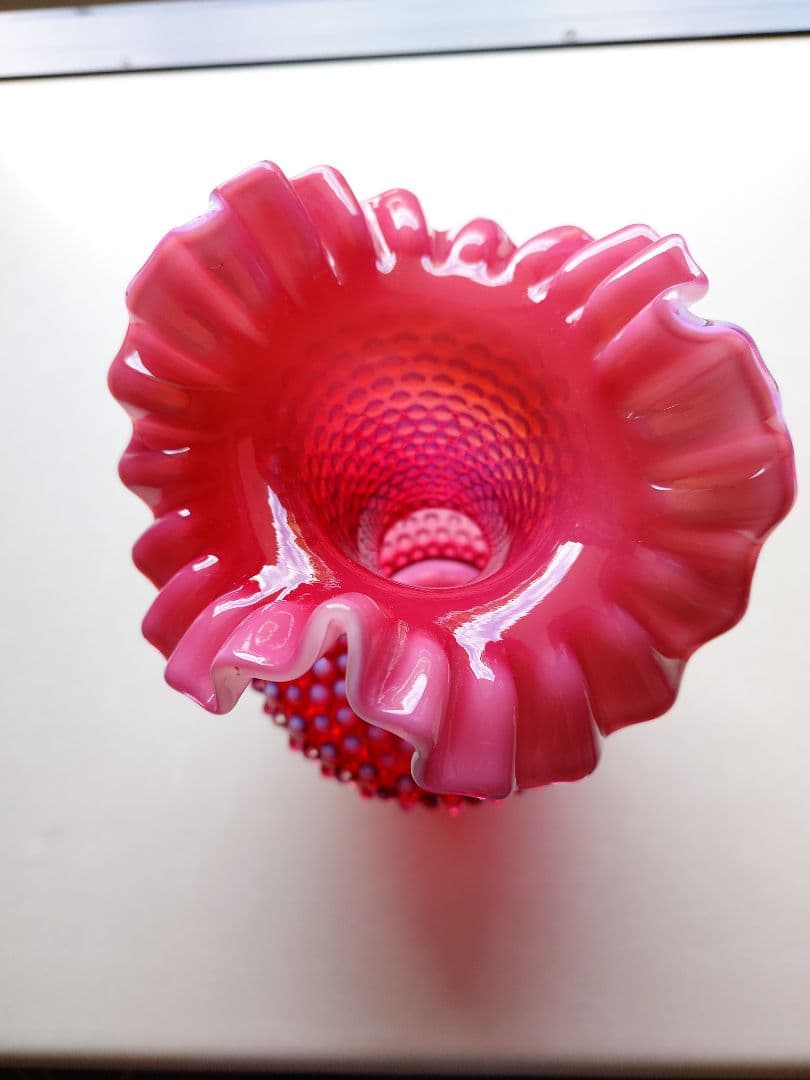 フェントン　クランベリー　オパールセント　フラワーベース　大きい