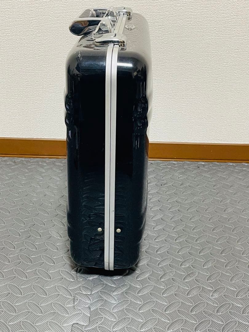 ZERO HALLIBURTON アタッシュケース ブラック ダイヤルロック式