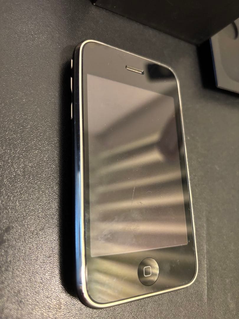【USED 日本での最初の機種】Apple iPhone3G 黒