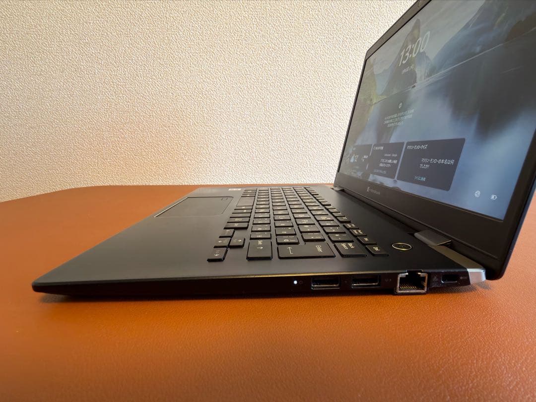 美品・動作確認済 東芝 dynabook G83 i7-10世代 16 512