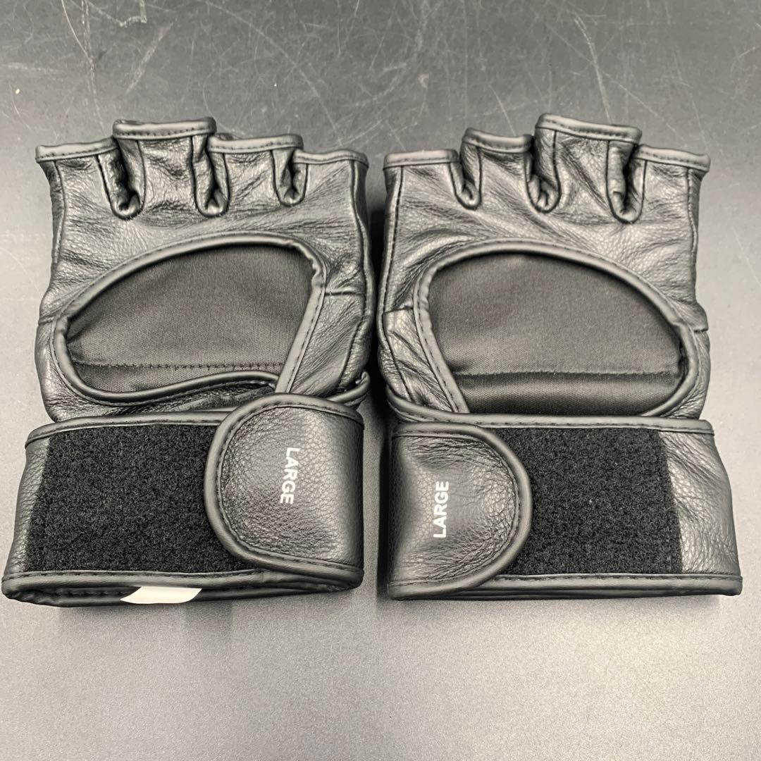 a318 UFC オフィシャルファイトグローブ　黒　ブラック　UHK-69910