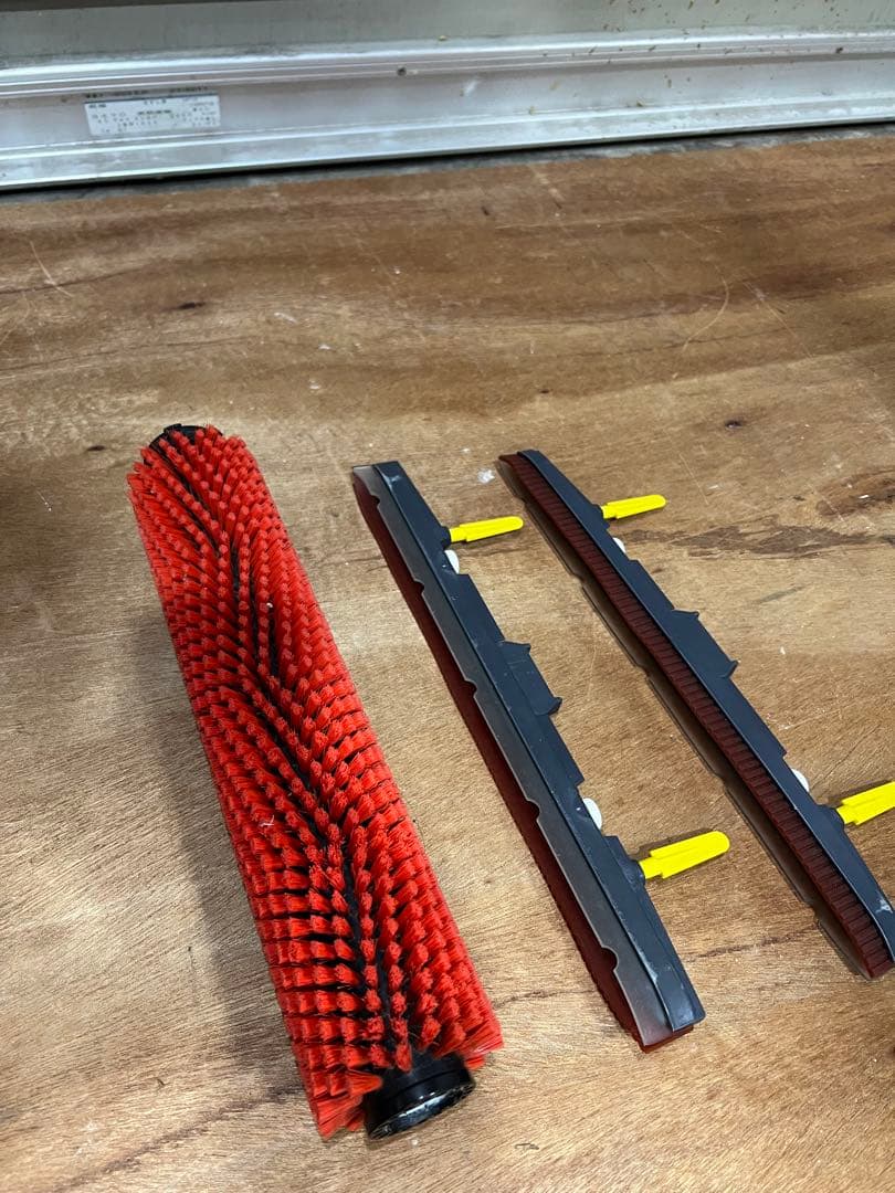 swingo 150 taski　業務用　床磨き機　ポリッシャー　店舗