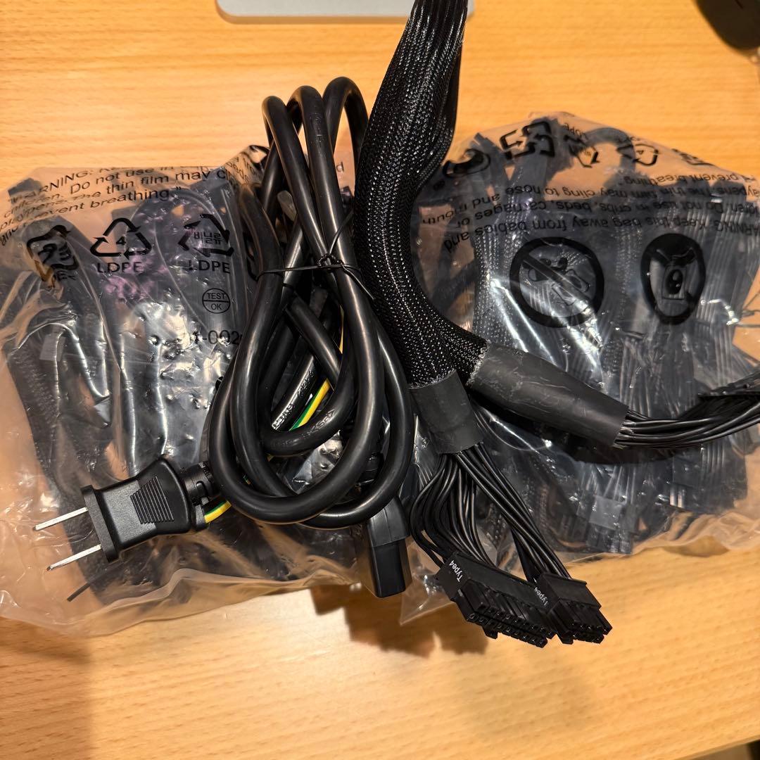 CORSAIR RM1000x 1000W 電源ユニット