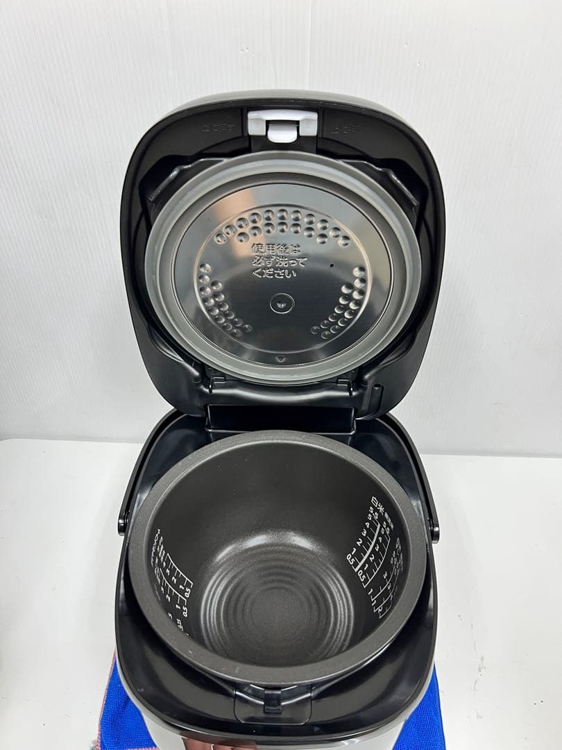 TOSHIBA 圧力IH炊飯器 RC-10VRV（1.0L / 5.5合炊き）