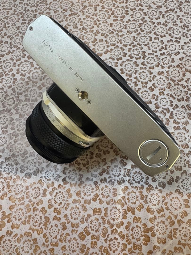 美品　OLYMPUS OM-1 シルバー ボディ