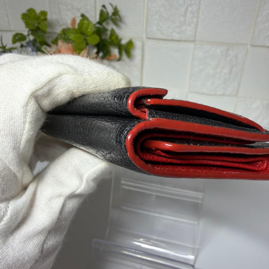 良品 MIUMIU 黒 ラブレター ハート マドラス 折り財布 ミニウォレット