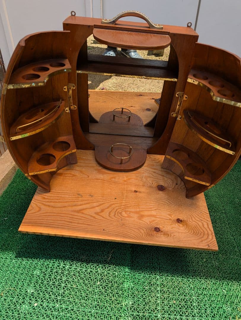 ビンテージワイン樽、キャビネット