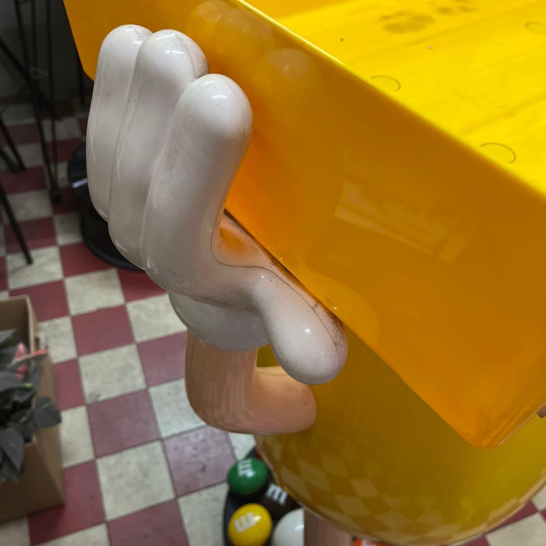 エムアンドエムズ　販促ディスプレイモデル