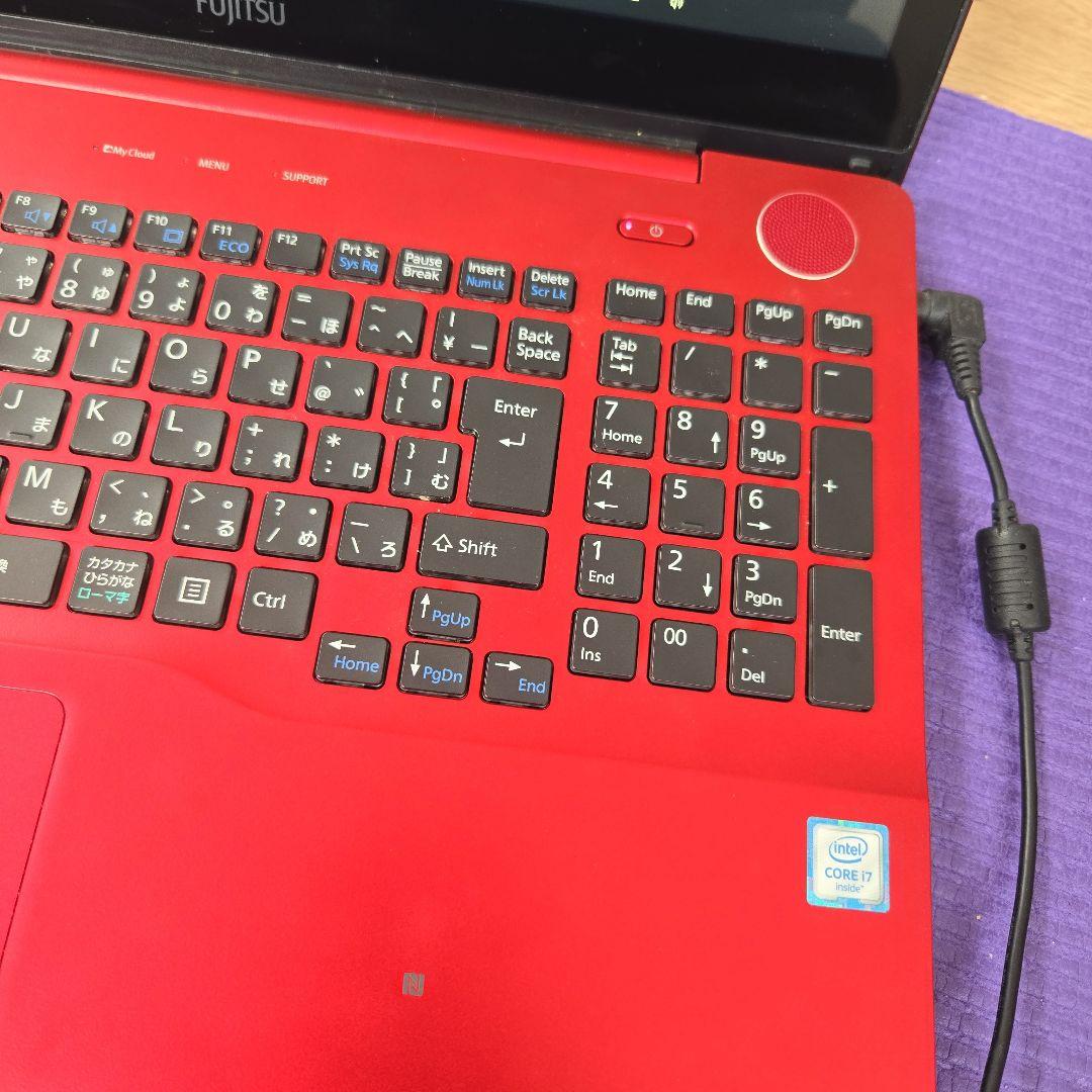 Fujitsu LIFEBOOK AH77/Y レッド ノートPC
