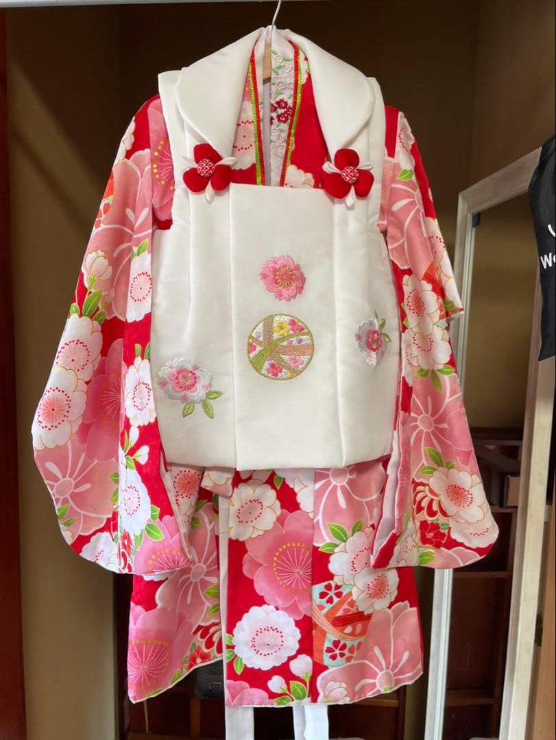 七五三 ３歳女の子　着物(赤系) ✳︎箱あり