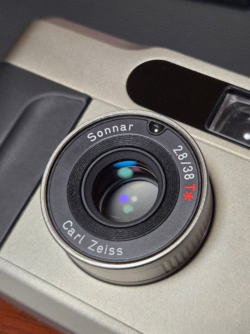 CONTAX T2 コンパクトフィルムカメラ チタンシルバー