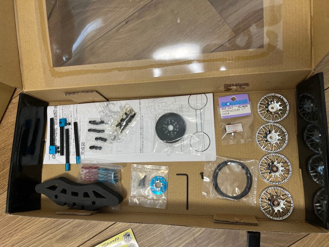 ラジコンボディ　シャーシ　セット