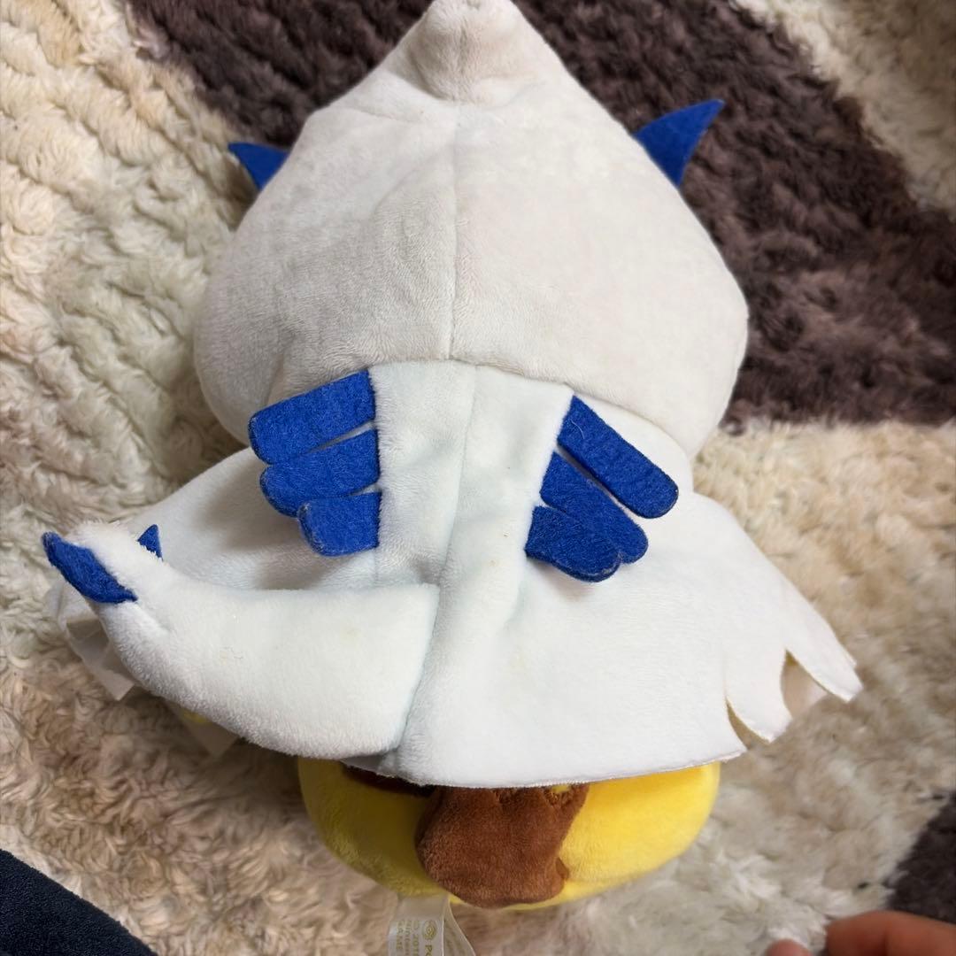 ピカチュウ ぬいぐるみ 白いマント