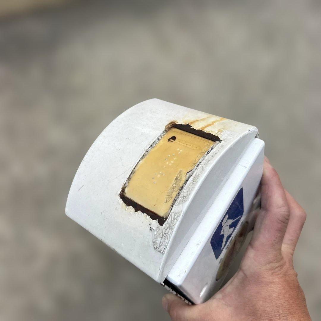 本物‼️ 歩行者用音響信号ボタン