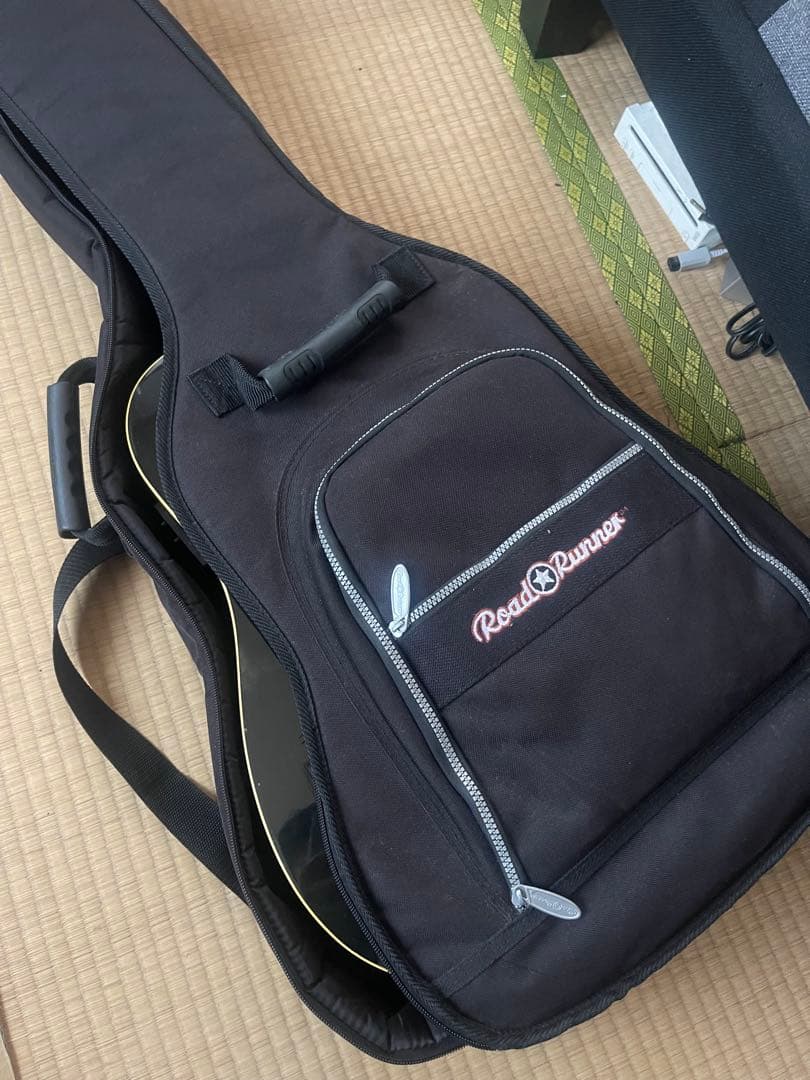 Sierra kaman ブラックアコースティックギター TAMARIN搭載