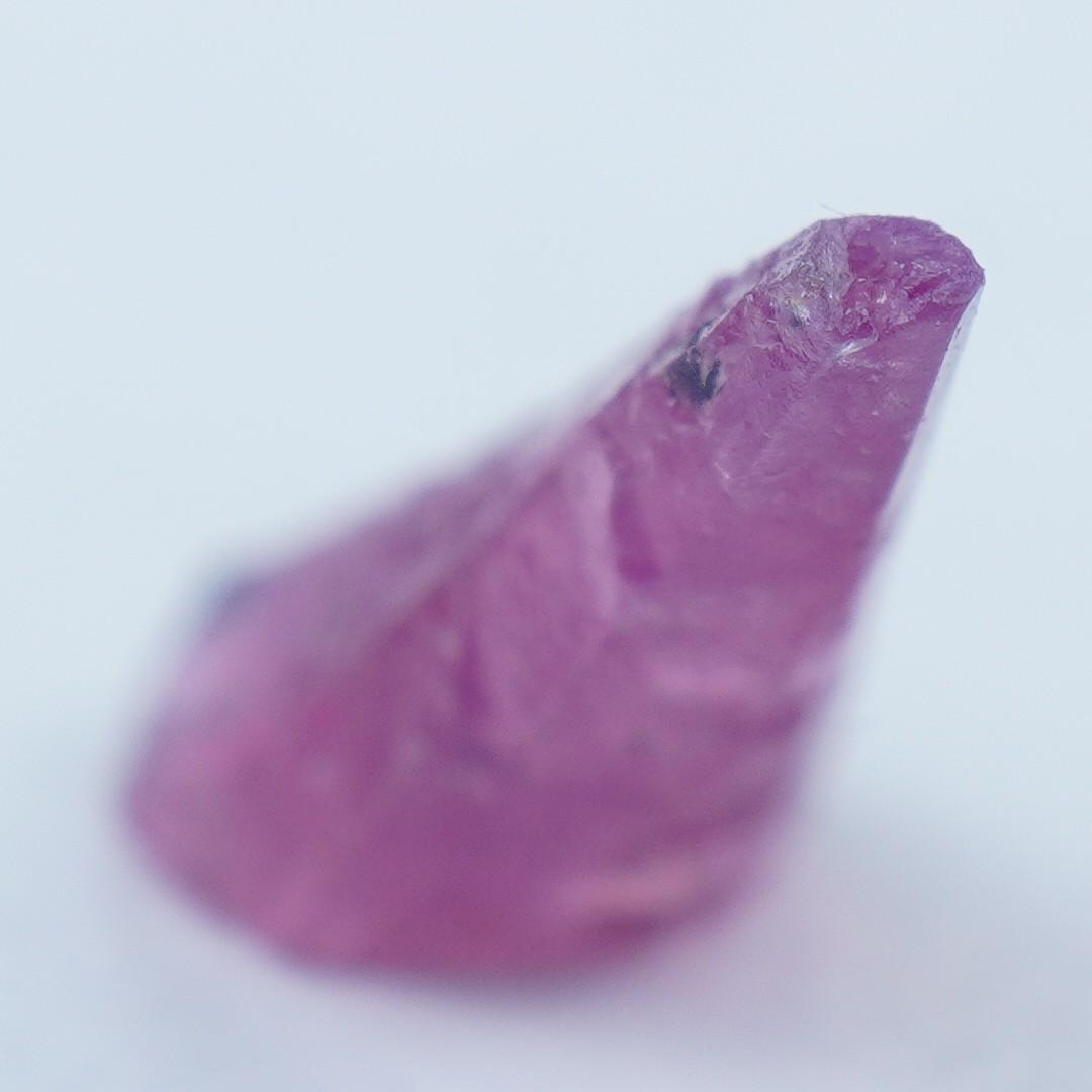 ウインザサファイア　結晶　タンザニア産