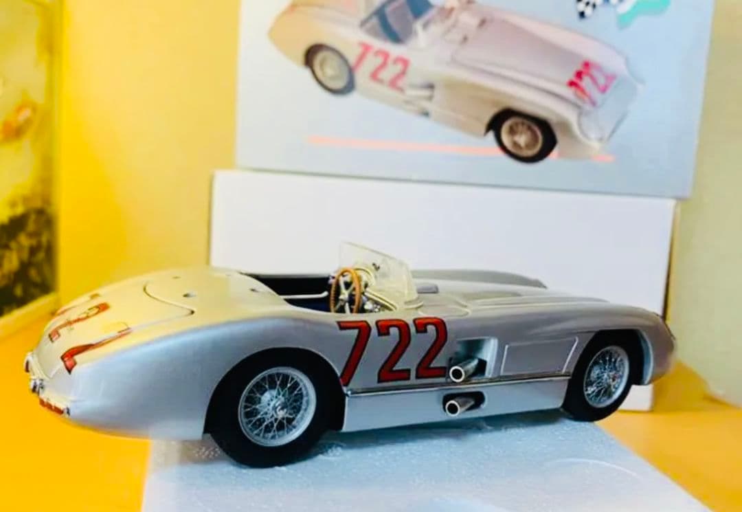 美品★貴重‼️ミニチャンプス 1/24❣️ベンツ300SLR ‼️❣️希少モデル