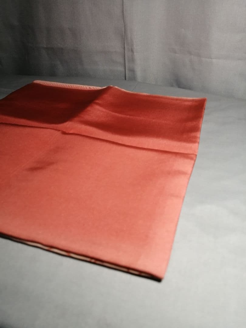 【茶道具】裏千家淡々斎宗匠直書き銀杏唐草出帛紗　出帛紗73