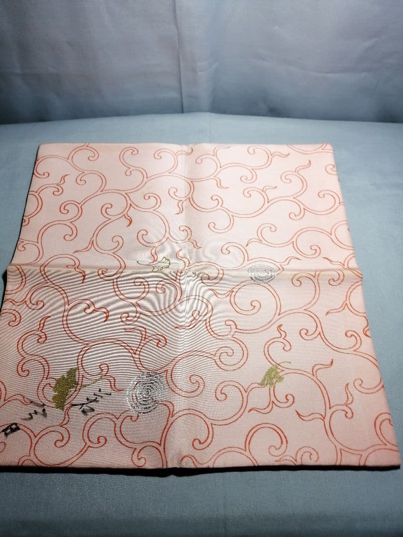 【茶道具】裏千家淡々斎宗匠直書き銀杏唐草出帛紗　出帛紗73